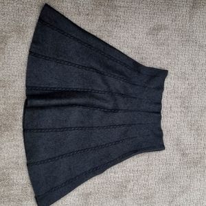 Max studio houndstooth Gray skirt S/M